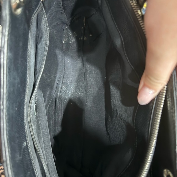 CHANEL GST Chain Tote Black Caviar - Picture 5 of 13